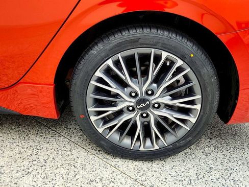 Used 2022 Kia Forte GT-Line w/ GT-Line Premium Package image 9