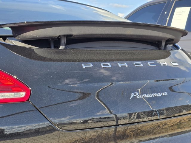 Used 2016 Porsche Panamera 4 AWD/4WD image 9