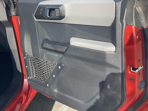 Used 2023 Ford Bronco 4-Door AWD/4WD image 34