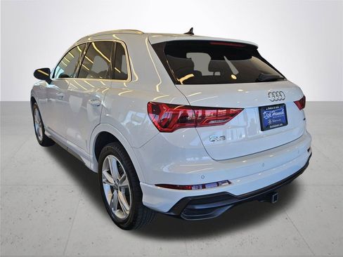 Used 2020 Audi Q3 2.0T Premium Plus w/ Premium Plus Package image 10