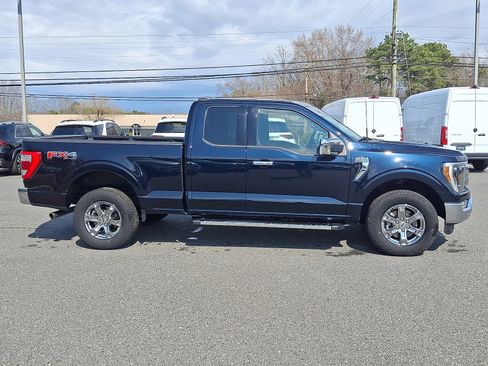 Used 2022 Ford F150 Lariat w/ Equipment Group 502A High image 8