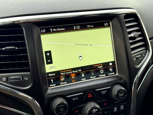 Used 2018 Jeep Grand Cherokee Limited image 30