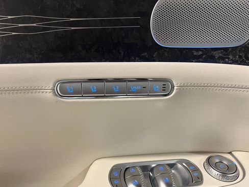 Used 2023 Genesis G90 3.5T image 27