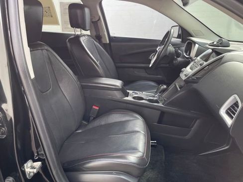 Used 2017 Chevrolet Equinox Premier w/ Enhanced Convenience Package image 35