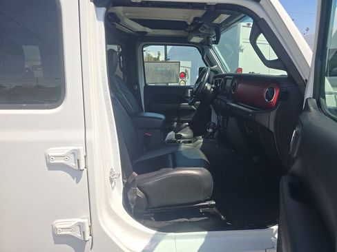 Used 2019 Jeep Wrangler Unlimited Rubicon AWD/4WD image 7