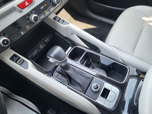Used 2020 Kia Telluride S FWD image 21