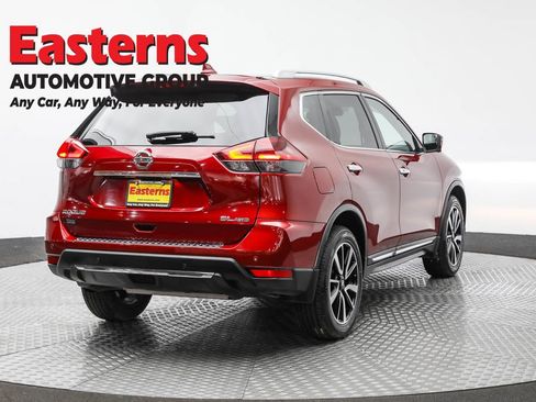 Used 2020 Nissan Rogue SL w/ Premium Package image 5