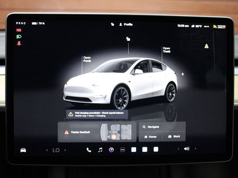 Used 2023 Tesla Model Y Long Range image 22