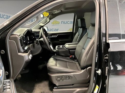 Used 2024 GMC Sierra 1500 SLT image 12