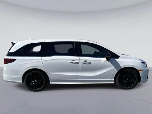 Certified 2025 Honda Odyssey Sport-L image 2