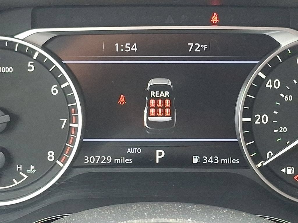 Used 2025 Nissan Pathfinder SL AWD/4WD image 21