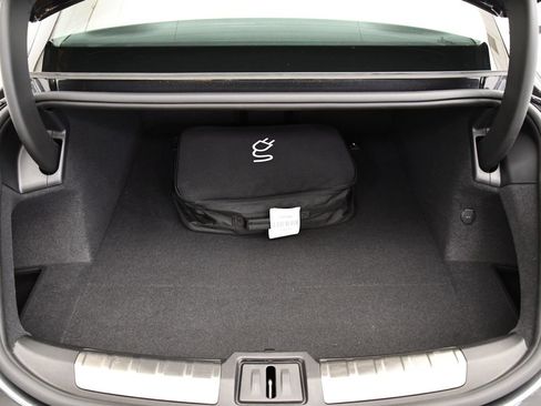 Used 2025 Porsche Taycan image 56