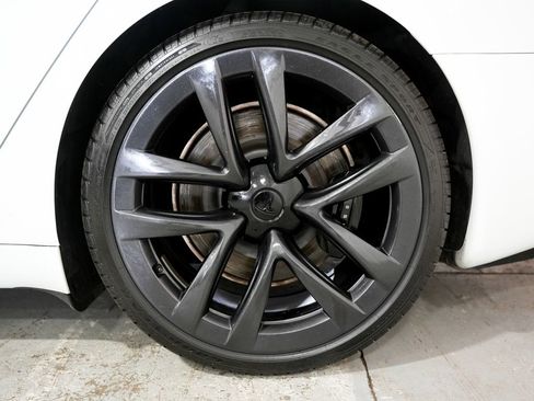 Used 2023 Tesla Model S AWD/4WD image 35