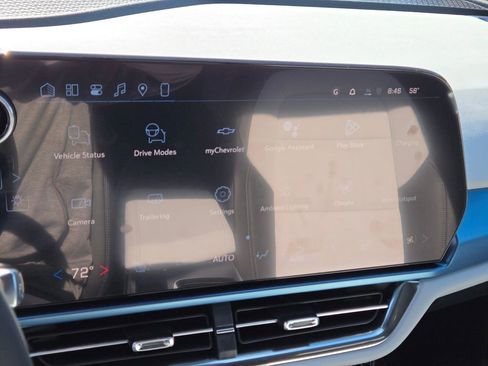 New 2026 Chevrolet Equinox EV LT FWD image 11