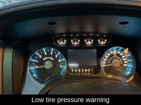 Used 2011 Ford F150 Lariat w/ Lariat Chrome Pkg image 11