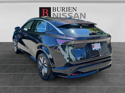 Used 2023 Nissan Ariya FWD image 3
