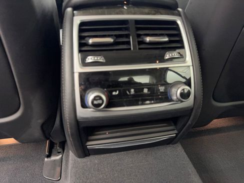 Used 2022 BMW 740i RWD image 72