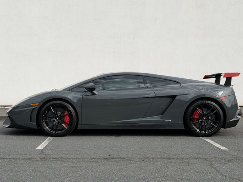 Used 2012 Lamborghini Gallardo LP 570-4 Super Trofeo Stradale AWD/4WD image 4