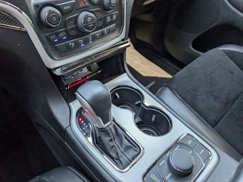 Used 2018 Jeep Grand Cherokee Trackhawk w/ Trailer Tow Group IV AWD/4WD image 15
