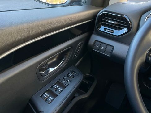 Used 2023 Honda Pilot Touring image 23