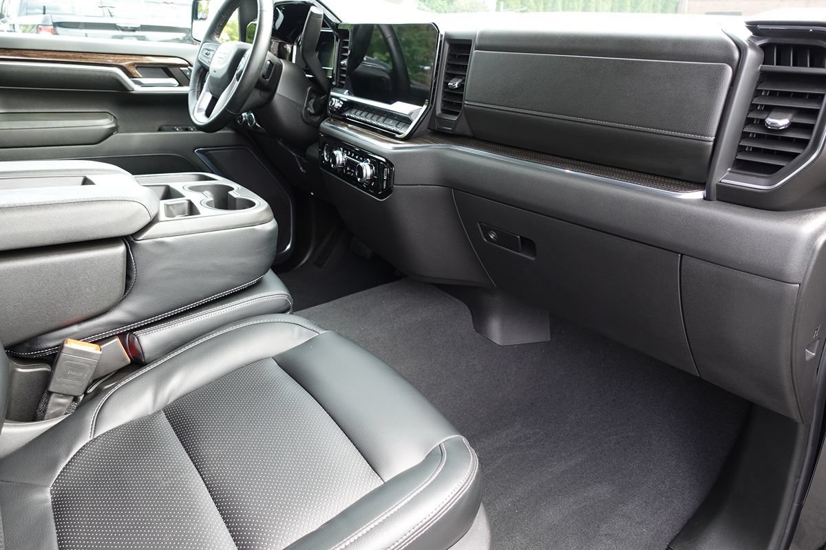 Used 2024 GMC Sierra 1500 Elevation AWD/4WD image 39