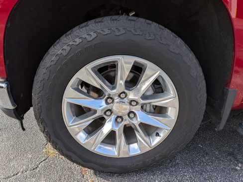 Certified 2021 Chevrolet Silverado 1500 LTZ AWD/4WD image 12
