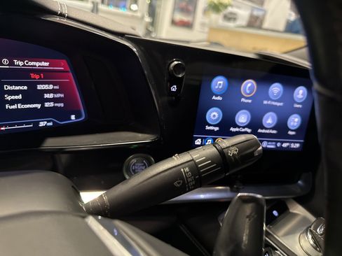 Used 2022 Chevrolet Corvette Stingray Coupe w/ Z51 Performance Package image 33