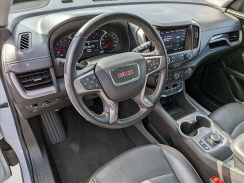 Used 2024 GMC Terrain AT4 AWD/4WD image 10