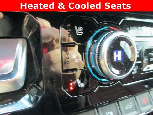 Certified 2025 GMC Sierra 2500 Denali Ultimate image 21