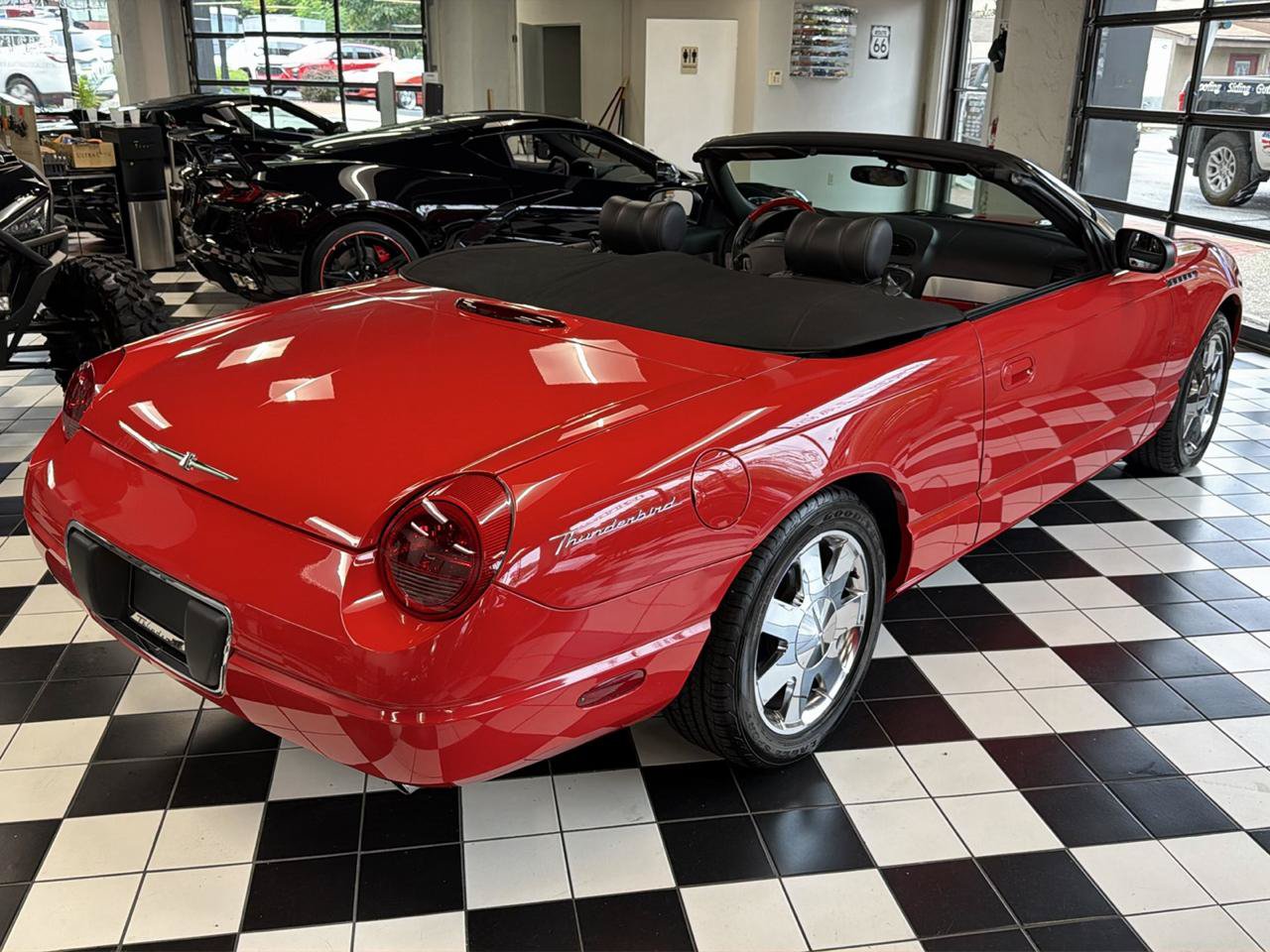 Used 2002 Ford Thunderbird RWD image 25