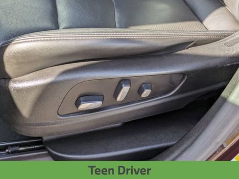 Used 2021 Cadillac XT6 Premium Luxury image 18