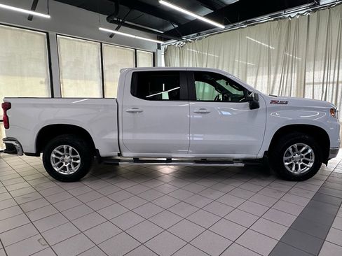 Certified 2025 Chevrolet Silverado 1500 LT image 5