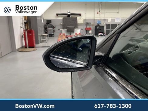 New 2026 Volkswagen Jetta SE FWD image 13