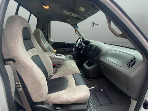 Used 2001 Ford F150 Lightning image 16