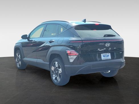 Certified 2024 Hyundai Kona SEL AWD/4WD image 7