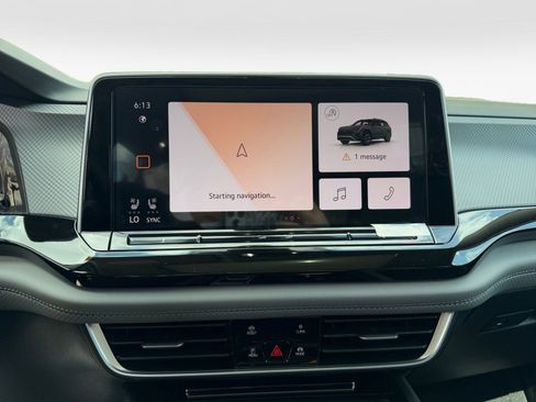New 2026 Volkswagen Atlas Peak Edition AWD/4WD image 17