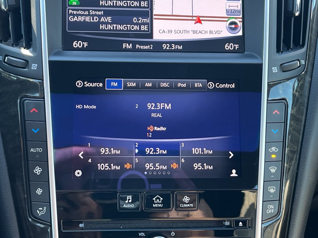 Used 2017 INFINITI Q60 3.0t w/ Premium Plus Package 3.0T RWD image 43