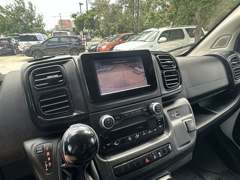 Used 2023 RAM ProMaster 3500 FWD image 9