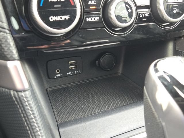 Used 2023 Subaru Forester Limited AWD/4WD image 16