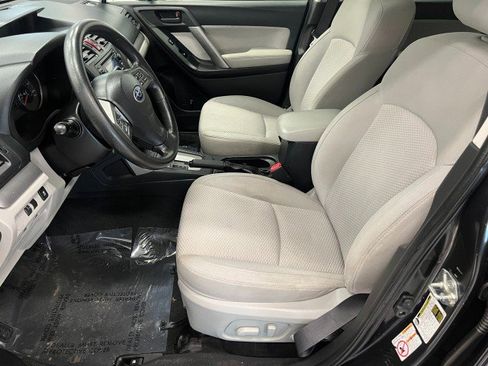 Used 2015 Subaru Forester 2.5i Premium image 9