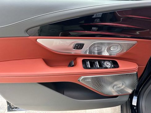 New 2025 Lincoln Nautilus Black Label image 9