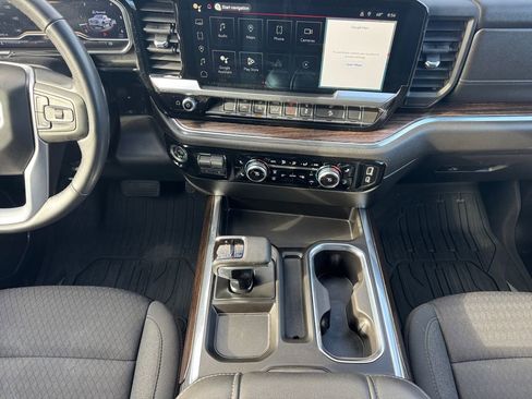 Used 2023 GMC Sierra 1500 Elevation AWD/4WD image 11