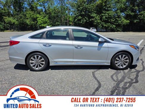 Used 2015 Hyundai Sonata Sport w/ Option Group 03 FWD image 6
