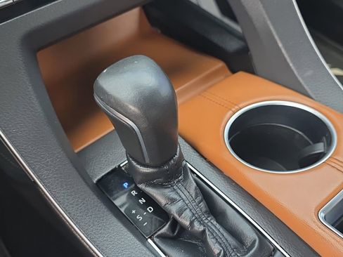 Used 2019 Toyota Avalon Limited w/ Advanced Safety Package FWD image 23