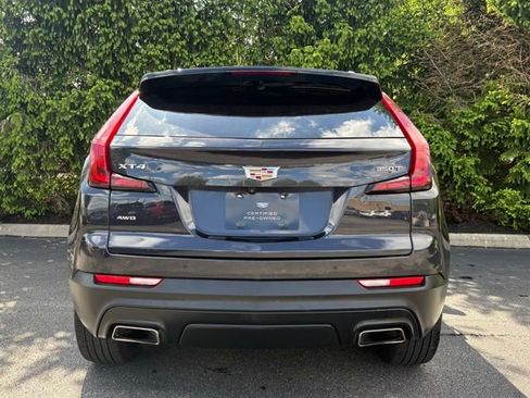 Certified 2023 Cadillac XT4 Luxury w/ Cold Weather Package AWD/4WD image 4