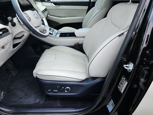 Used 2025 Hyundai Palisade AWD image 9