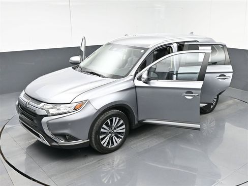 Used 2020 Mitsubishi Outlander SEL AWD/4WD image 40