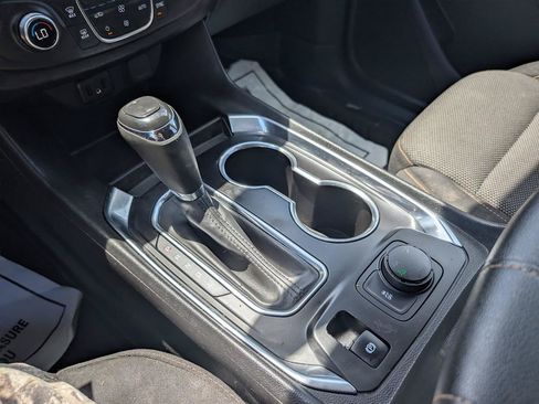 Used 2019 Chevrolet Traverse LS AWD/4WD image 28