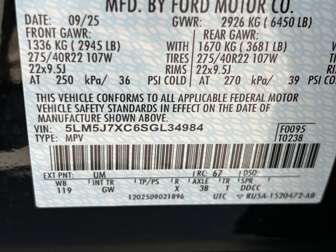 New 2025 Lincoln Aviator Reserve w/ Equipment Group 201A image 32