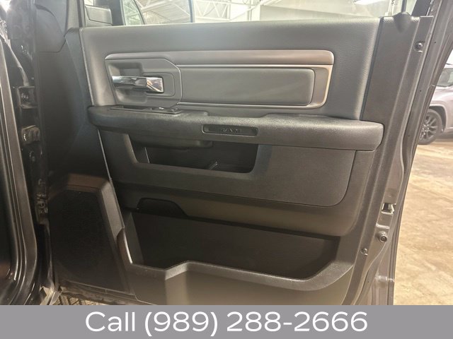 Used 2023 RAM 1500 Classic SLT AWD/4WD image 18